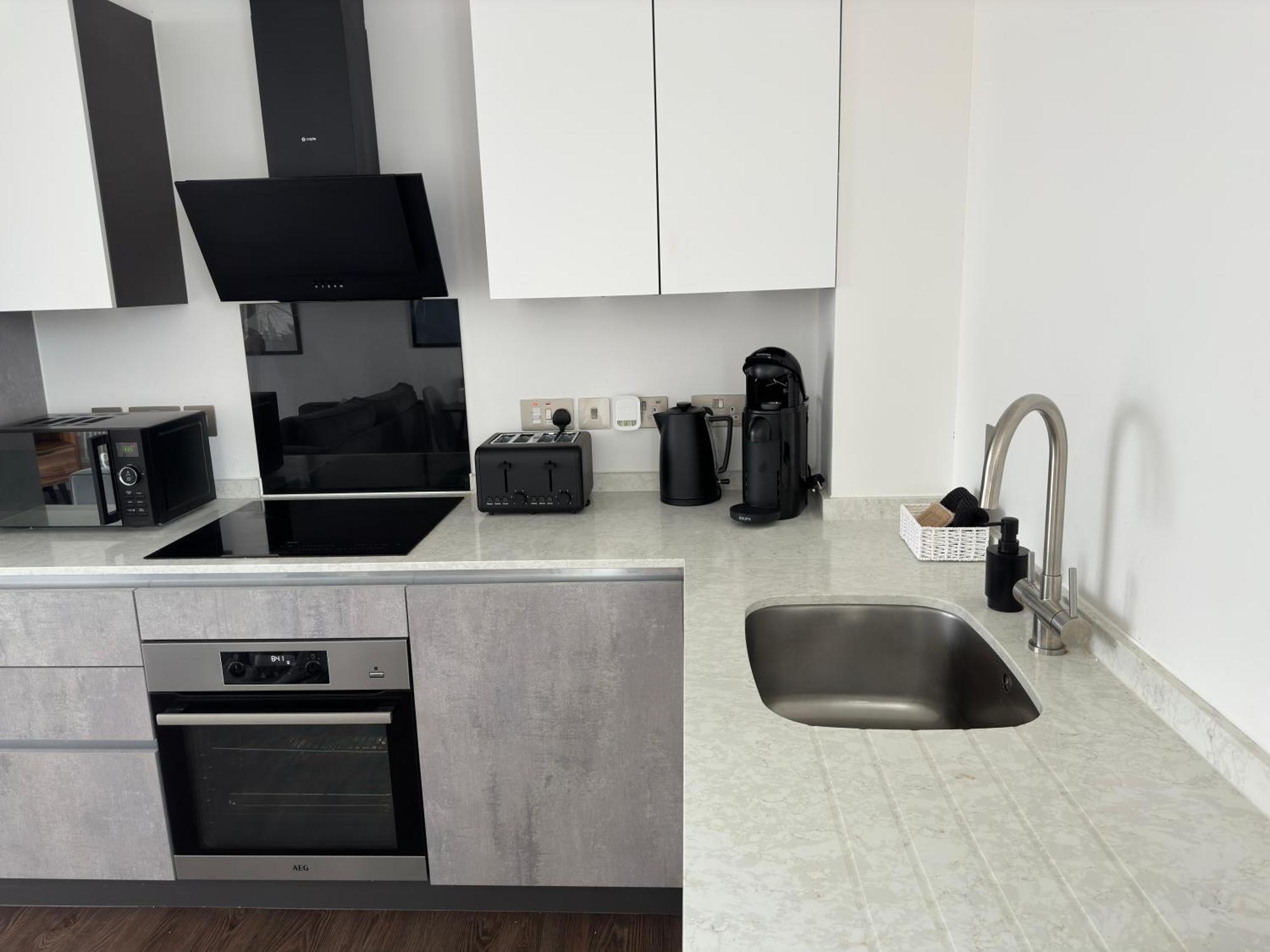 Luxury Minster Penthouse - Free Gym & Parking
